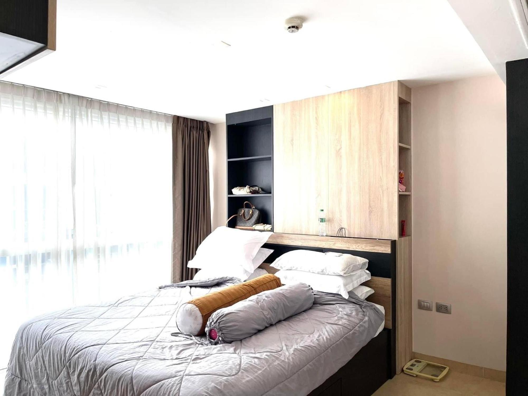 2 Bedrooms Near Pattaya Beach Ngoại thất bức ảnh