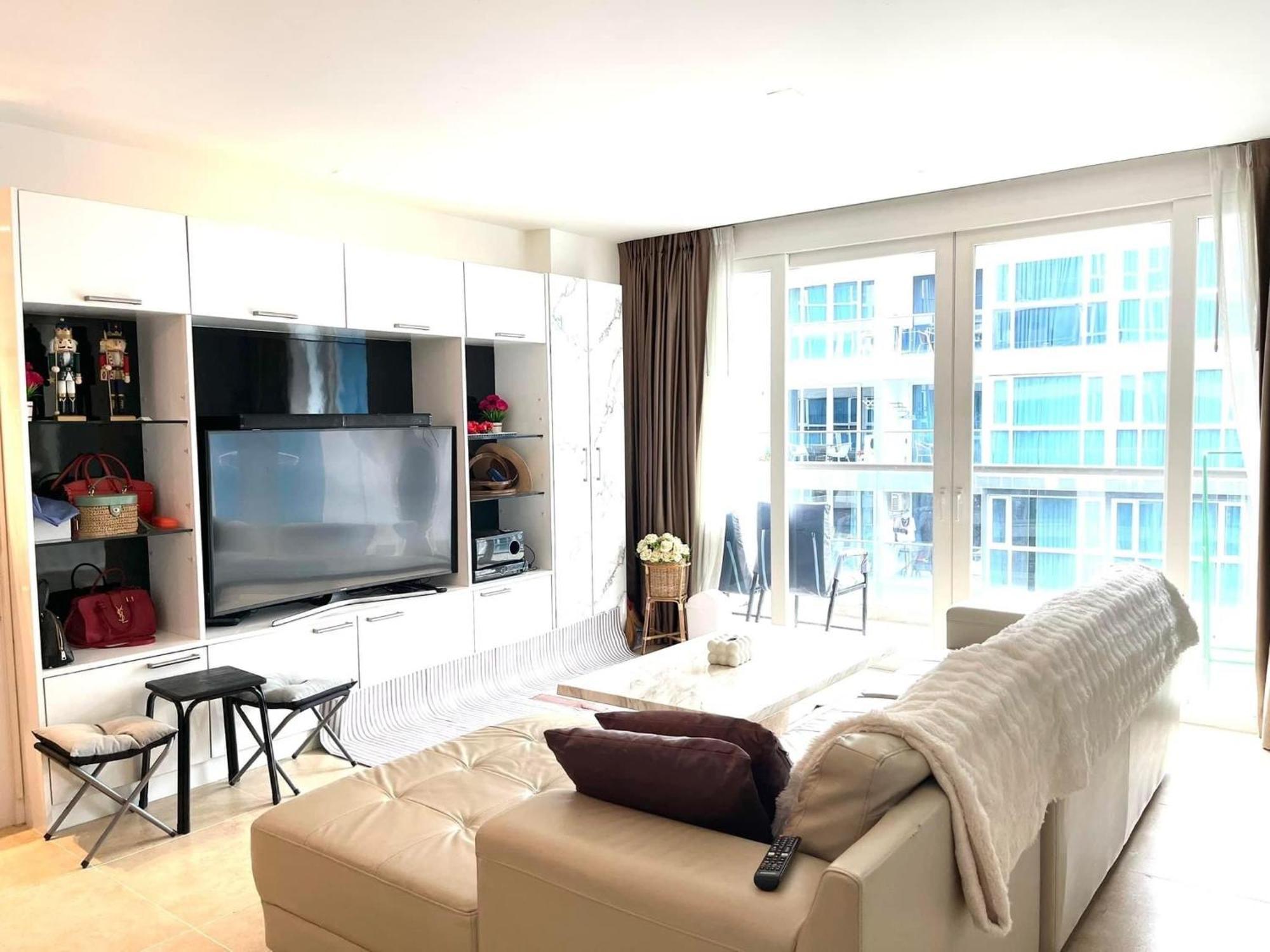 2 Bedrooms Near Pattaya Beach Ngoại thất bức ảnh